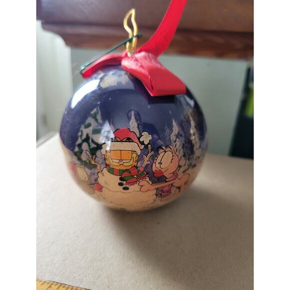 Matrix Other - Matrix 1996 PAWS Garfield Snowman Christmas Ball Ornament With Garfield Bow